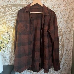 Urban Outfitters Men’s Brown Flannel Button Down T Shirt Size Medium